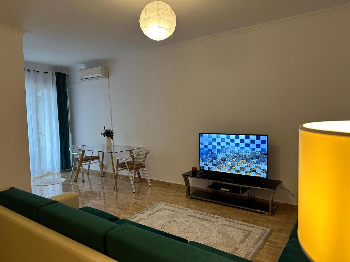 Beach Front Superior Apartment ドゥラス エクステリア 写真