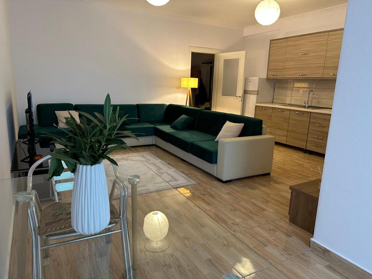 Beach Front Superior Apartment ドゥラス エクステリア 写真